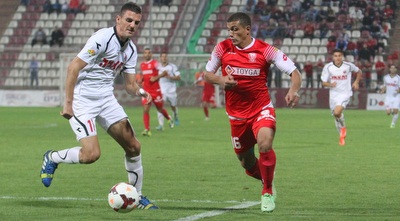 ניקוליץ´ מול מוגרבי (עמית מצפה) ניקוליץ´ מול מוגרבי (עמית מצפה)