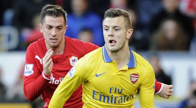 אנדרו טיילור רודף אחרי ג´ק ווילשר (רויטרס)