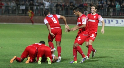 סכנין חוגגת את השער (עמית מצפה) סכנין חוגגת את השער (עמית מצפה)