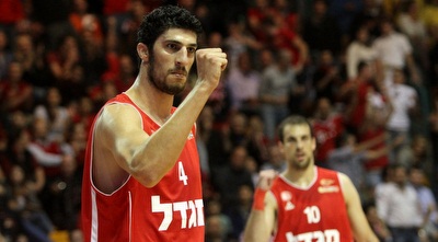 אליהו חוגג (חגי ניזרי)