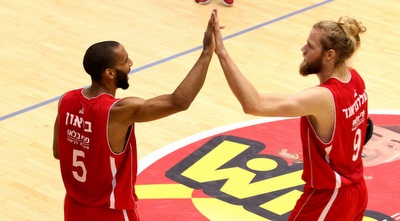 בראון ושולדבראנד (שי לוי) בראון ושולדבראנד (שי לוי)