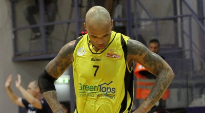 ראשון פרימן. נתניה לא מתפקדת בהגנה (חגי ניזרי) ראשון פרימן. נתניה לא מתפקדת בהגנה (חגי ניזרי)