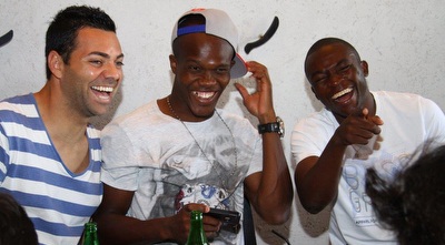 אנתוני נוואקמה, עמנואל אמבולה וגל ניר (אסף לב)