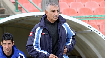 דני גולן (חגי ניזרי)