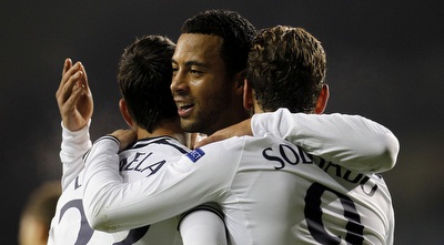 סולדאדו, דמבלה ולאמלה חוגגים (רויטרס)