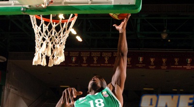 מרקוס גורי. קלע 25 לזכות בנטון (יורוליג) 