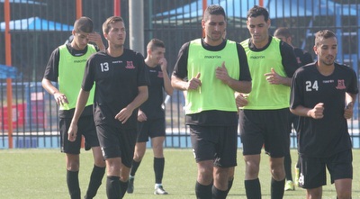 גל כהן, אביב חדד ואדם הרפקה (רז אמיר)