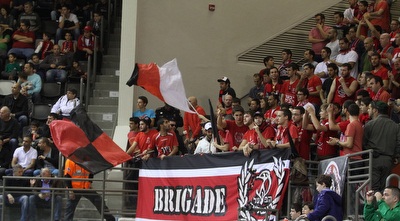 אוהדי הפועל ירושלים (עמית מצפה) אוהדי הפועל ירושלים (עמית מצפה)