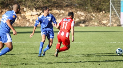 גבע ברקאי מול אחמד דיאב (דניאל לאונטי, באדיבות אתר best-ball) גבע ברקאי מול אחמד דיאב (דניאל לאונטי, באדיבות אתר best-ball)