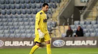 גל ניר מתוסכל: &qout;אין קסמים, חייבים לבוא מחוייבים&qout; (חגי ניזרי)