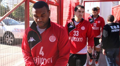 ברנקו איליץ´ ויורגן קולין (רדאד ג´בארה)