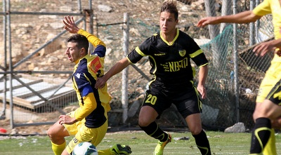 אור ועקנין עם הכדור (רדאד ג´בארה)