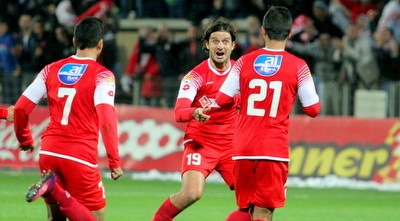 קסום חוגג את השער עם בן דיין וזבידאת (משה חרמון)