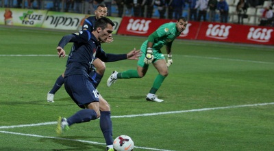 מרינקוביץ´ מחמיץ מזווית קשה (משה חרמון)