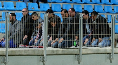 אוהדי סכנין מתפללים (משה חרמון)