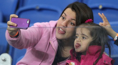 מוציאות לשון (רדאד ג´בארה)