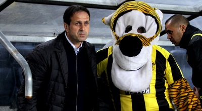 רוני לוי (יניב גונן)