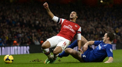 בן טרנר מתקל את וולקוט (רויטרס)