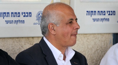 אבי לוזון. לא הולך לשום מקום (רדאד ג´בארה)