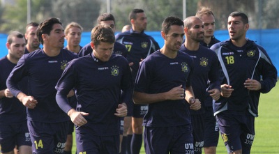 אימון מכבי ת&qout;א. מתכוננים לירוקים (רדאד ג´בארה)