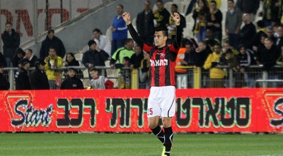 זרקו קוראץ´. יצחקי לקח לו את שער המחזור (חגי ניזרי) זרקו קוראץ´. יצחקי לקח לו את שער המחזור (חגי ניזרי)