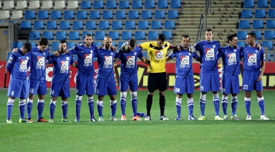 דקת דומיה לזכרו של אריק שרון (יניב גונן)