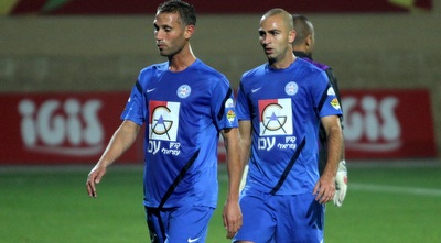 מישאלוב ואבו ריא בדיכאון (יניב גונן)