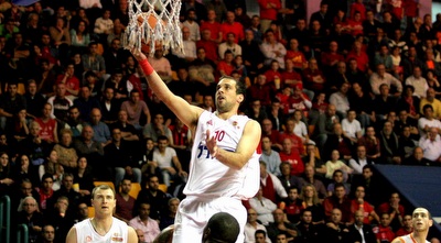 יותם הלפרין עולה לסל (משה חרמון)