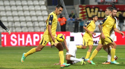 זהבי אחרי השער שלו (רדאד ג´בארה) זהבי אחרי השער שלו (רדאד ג´בארה)