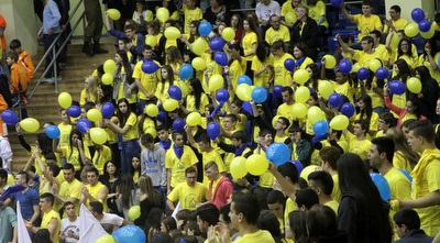 אוהדי גימנסיה ראשל&qout;צ (רדאד ג´בארה) אוהדי גימנסיה ראשל&qout;צ (רדאד ג´בארה)