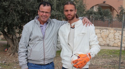 מהדי ואביו (ONE)