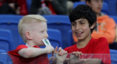 אוהדי הפועל ת&qout;א (רדאד ג´בארה) אוהדי הפועל ת&qout;א (רדאד ג´בארה)