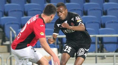 אברהם צ´קול מול יוגב לרמן. המגן הופך לבאנקר של בן שמעון (רדאד ג´בארה) אברהם צ´קול מול יוגב לרמן. המגן הופך לבאנקר של בן שמעון (רדאד ג´בארה)