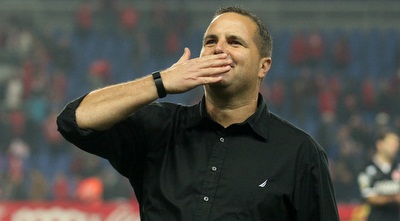 בן שמעון. &qout;בין שני המאמנים הטובים בארץ&qout; (רדאד ג´בארה)