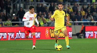 מונס דאבור מול רועי בקל אמש (שי לוי) מונס דאבור מול רועי בקל אמש (שי לוי)