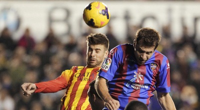 פיקה נוגח (רויטרס)