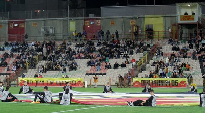 אוהדי מ.ס. אשדוד ביציע (יניב גונן)