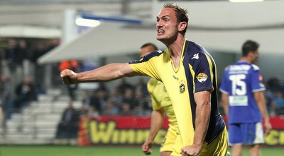 קרלוס גארסיה חוגג. התחיל גם לכבוש (רדאד ג´בארה)