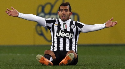 קרלוס טבס מאוכזב (רויטרס) קרלוס טבס מאוכזב (רויטרס)