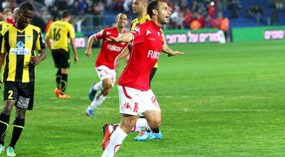 דמארי חוגג (שי לוי) דמארי חוגג (שי לוי)