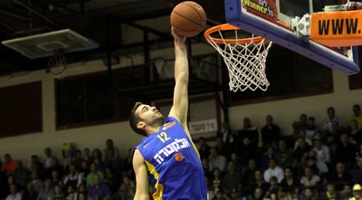 יוגב אוחיון מטביע (חגי ניזרי) יוגב אוחיון מטביע (חגי ניזרי)