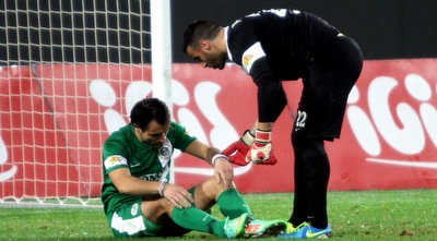 אדרי מנחם את שיימן (יניב גונן)