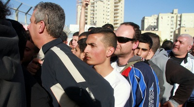 אוהדי ב&qout;ש בקופות הכרטיסים (רדאד ג´בארה)