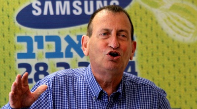 רון חולדאי. &qout;המירוץ יוצא לדרך&qout; (חגי ניזרי)