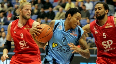 קווין פאלמר מול בראון ושולדבראנד (יניב גונן)