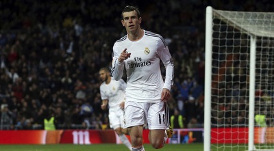 ג´ארת בייל חוגג את השער (רויטרס)