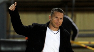 ברק בכר עם חצי חיוך. הרבה יותר מזה הוא עדיין לא נתן (עמית מצפה) ברק בכר עם חצי חיוך. הרבה יותר מזה הוא עדיין לא נתן (עמית מצפה)