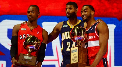 וול, רוס וג´ורג´ עם התואר (רויטרס)