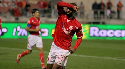 גליינור פלט חוגג. בינגו (משה חרמון)