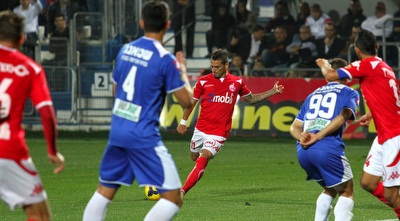 מאור בוזגלו בועט לרשת (שי לוי) מאור בוזגלו בועט לרשת (שי לוי)